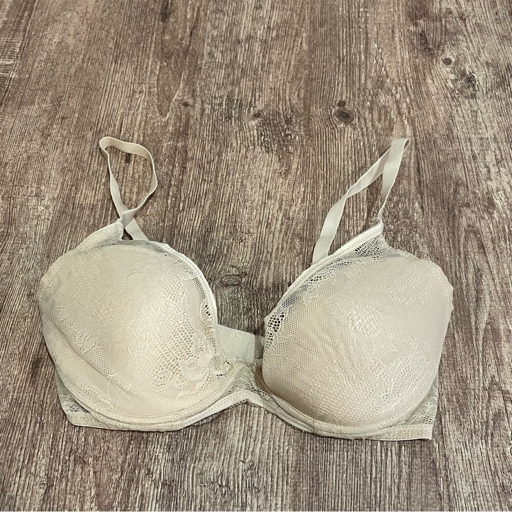 Natori Tan Lace Front Bra Size 32D